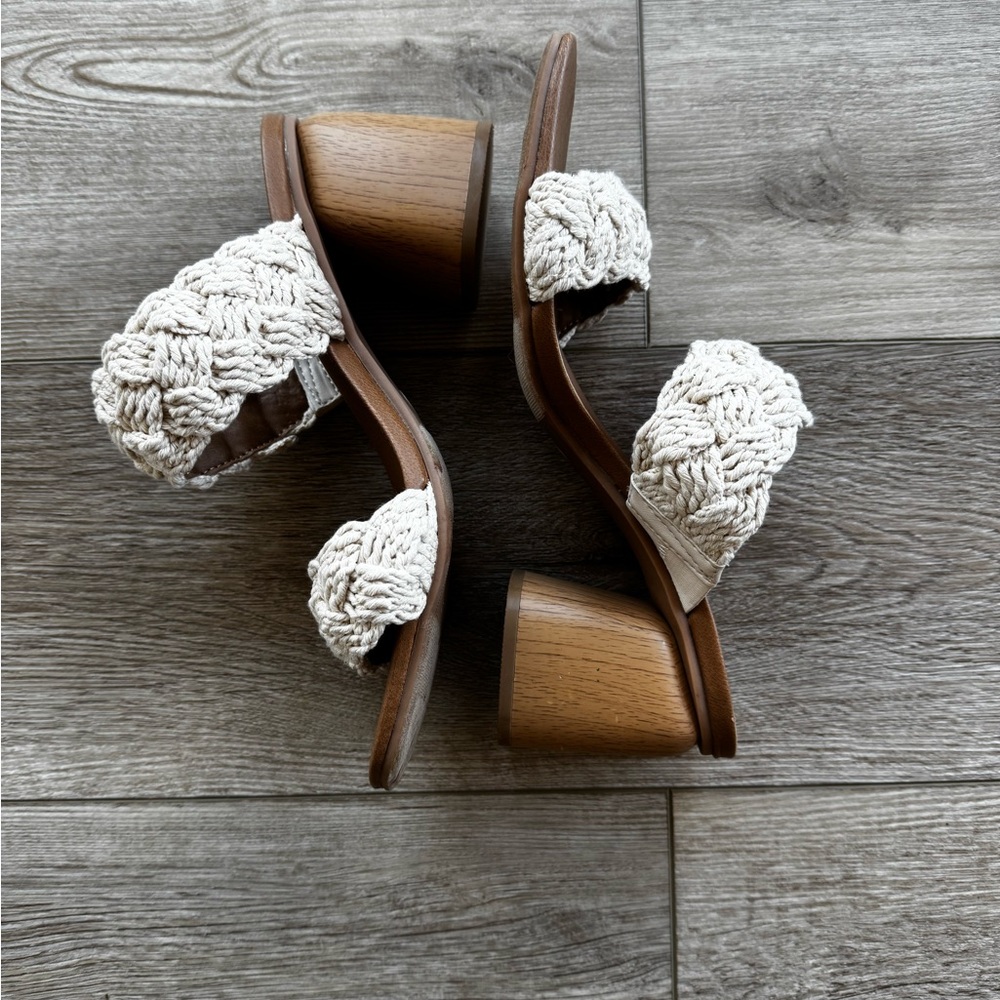 Target Heels - Picture 2 of 3
